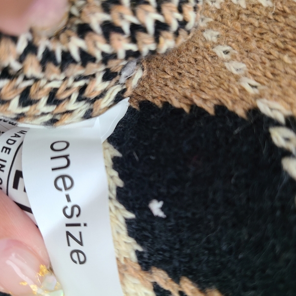 SHEIN Argyle Vest - Picture 3 of 5